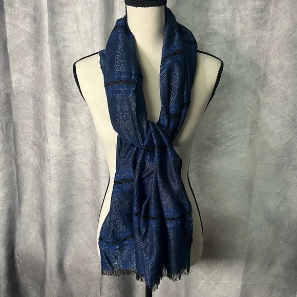 Elegant Blue, Black, Gray and Silver Scarf - Picture 4 of 7